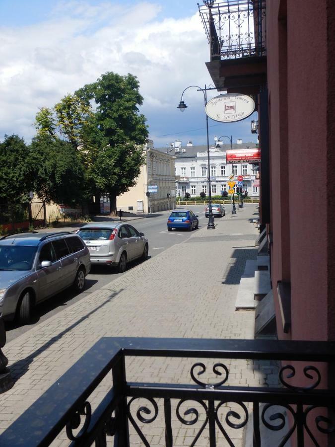 Apartamenty Centrum Z Wanna Dwuosobowa Piotrków Trybunalski Екстериор снимка