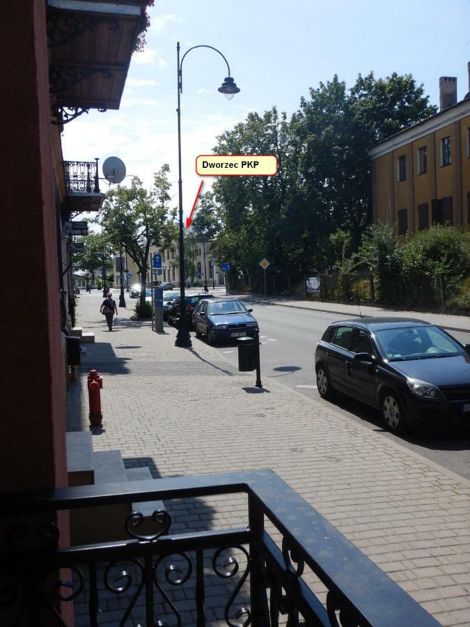 Apartamenty Centrum Z Wanna Dwuosobowa Piotrków Trybunalski Екстериор снимка